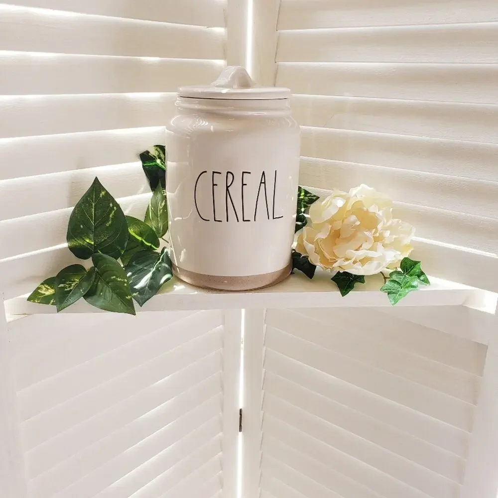 RAE DUNN SEALED CEREAL CONTAINER
